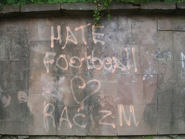 hate_football